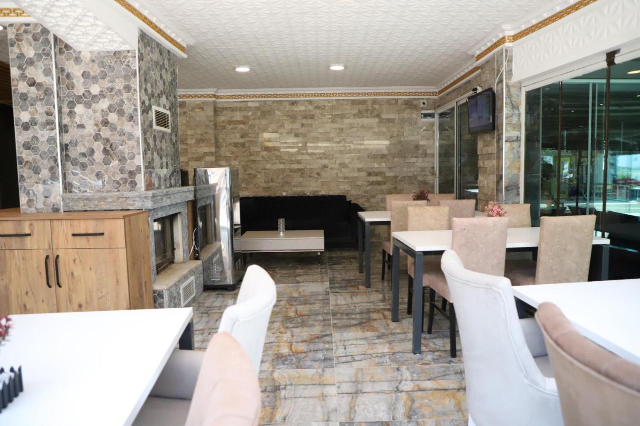 דידים Lion Hotel מראה חיצוני תמונה